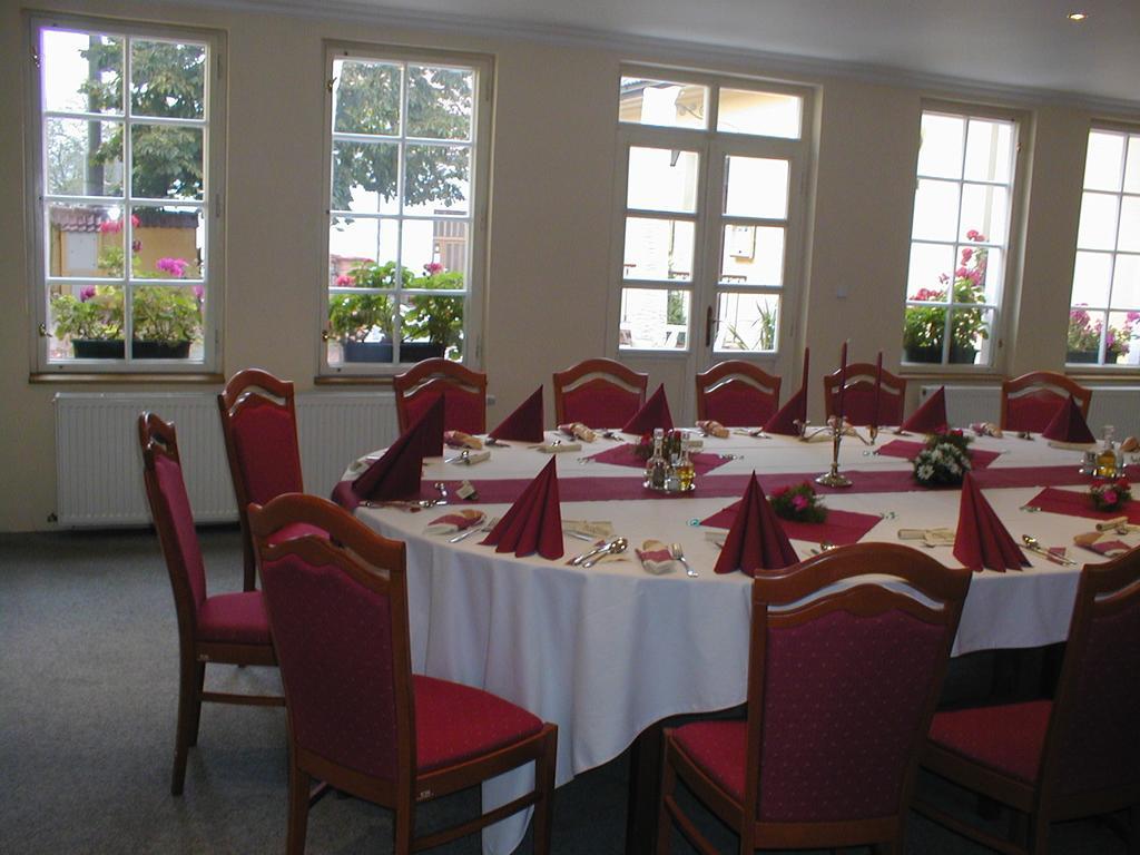 Penzion a Restaurace Nad Hradem Křivoklát Exteriér fotografie