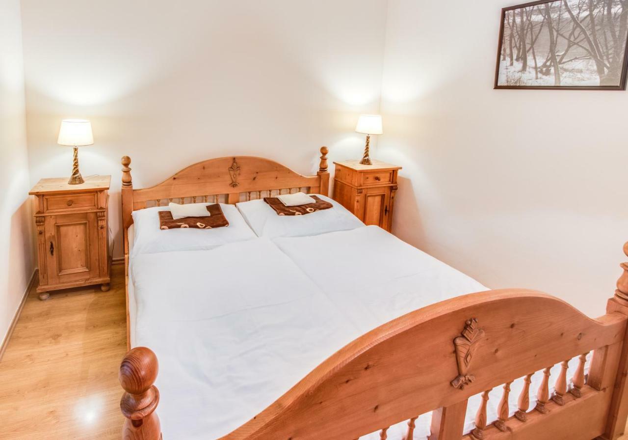 Penzion a Restaurace Nad Hradem Křivoklát Exteriér fotografie